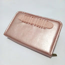 Carteira Feminina em couro premium com porta cartões cédulas documentos e porta moedas com ziper.