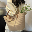 Bolsa de palha de grande capacidade para férias casuais praia portátil nova moda bolsa de ombro tecida