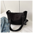 Bolsa de camurça com mini bolsa pingente