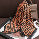 Lenço Feminino Luxo 90x90 em Cetim: Multiuso para Cabelo, Pescoço e Acessórios